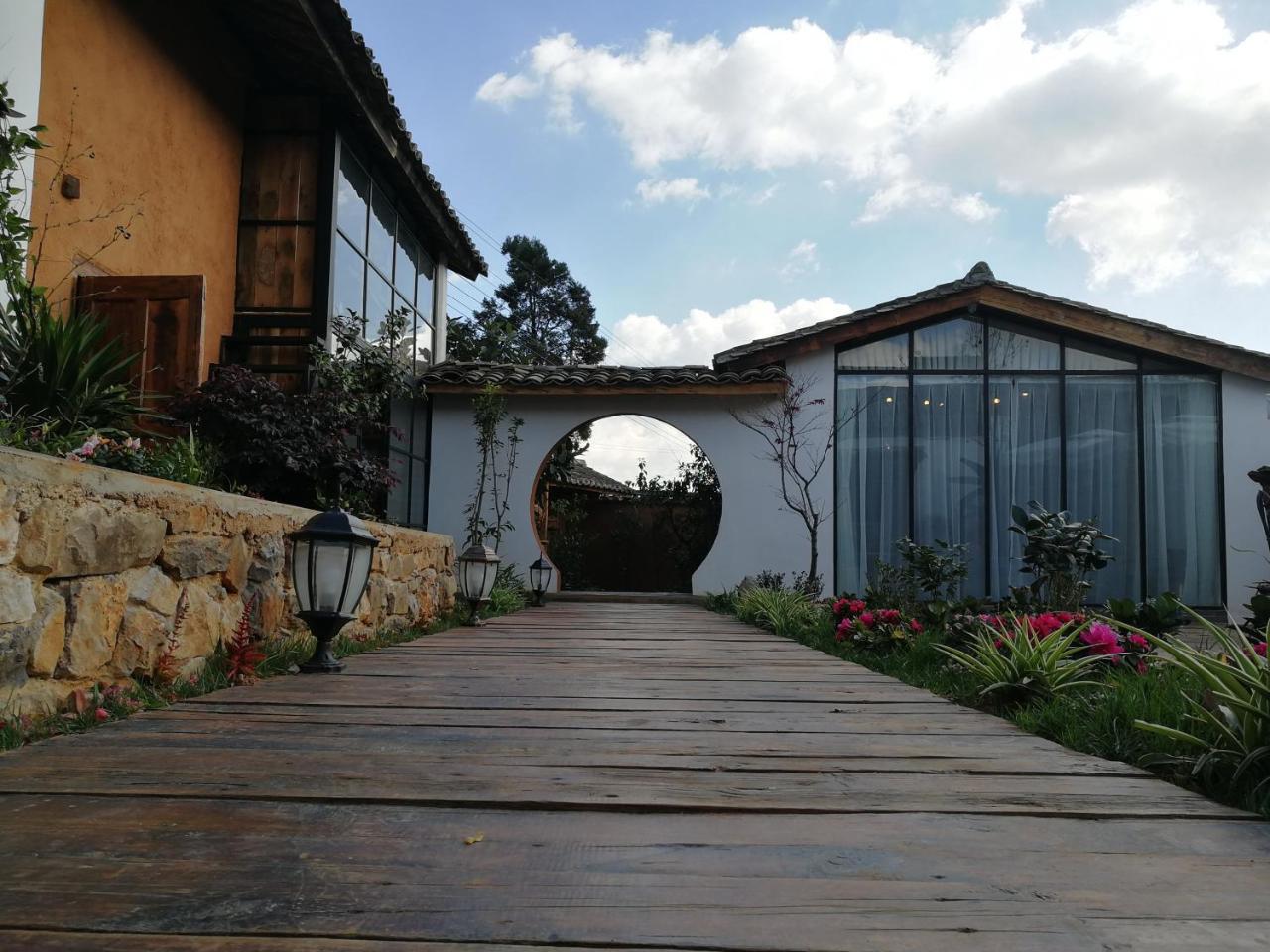 Yan Qi Si He Homestay Kunming Buitenkant foto
